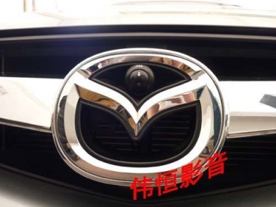 Камера переднего вида в эмблему Mazda